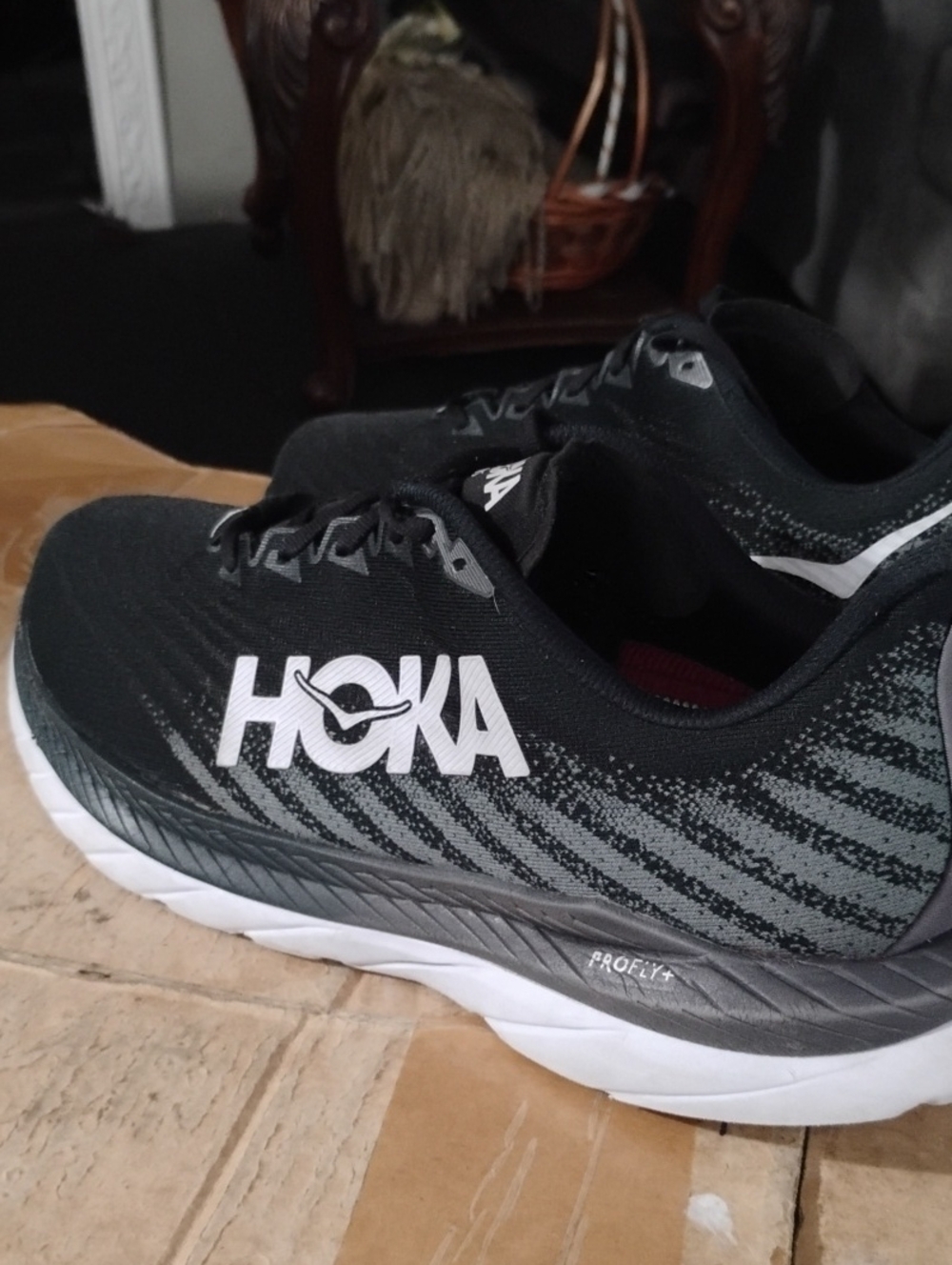 HOKA One One Mach 5